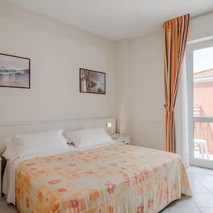 Camera familiare superior con letto king size